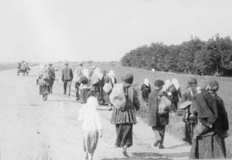 famine ukraine hungry peasants 1932 1933 alexander wienerberger photographer